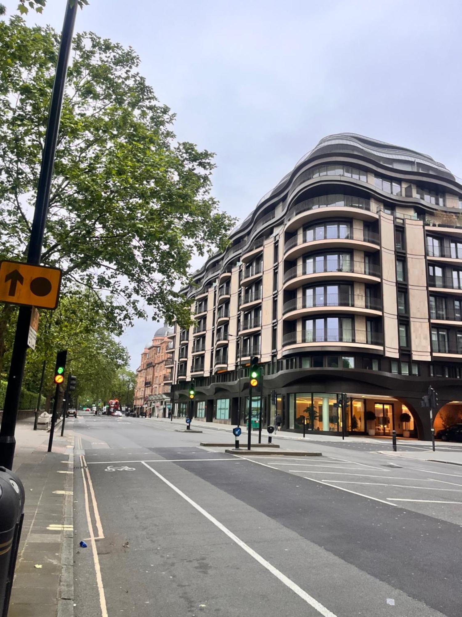 Hyde Park,3 Min Walk,Family Home! 2 Bedrooms & 2 Bathrooms Apartment! Fantastic Location London Exteriör bild
